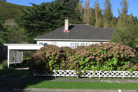 Photo of property in 40 Petherick Street, Taita, Lower Hutt, 5011