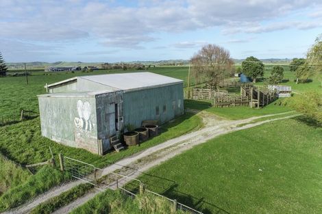 Photo of property in 76 Robertson Road, Ruawai, 0591