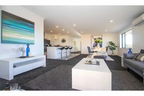 Photo of property in 22 Nellie Drive, Kumeu, 0810