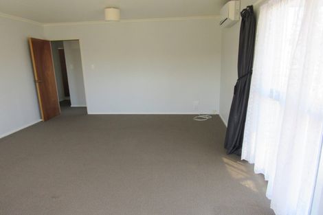 Photo of property in 3/10 Karamu Street, Strandon, New Plymouth, 4312