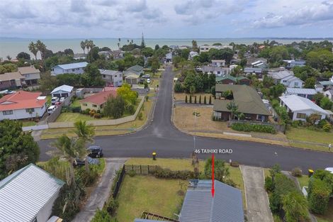 Photo of property in 46 Taihiki Road, Clarks Beach, 2122