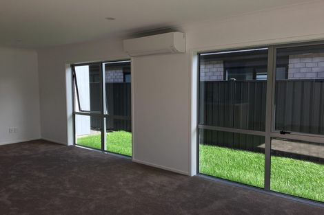 Photo of property in 16 Gilruth Road, Wallaceville, Upper Hutt, 5018