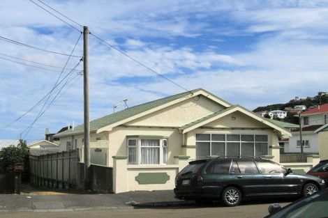 Photo of property in 31 Trent Street, Island Bay, Wellington, 6023