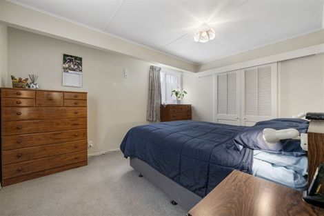 Photo of property in 4 Speargrass Grove, Timberlea, Upper Hutt, 5018
