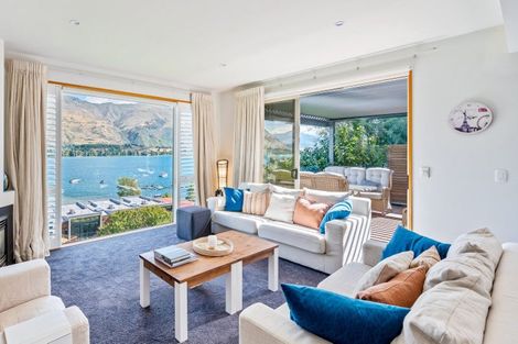 Photo of property in 32 Lismore Street, Wanaka, 9305
