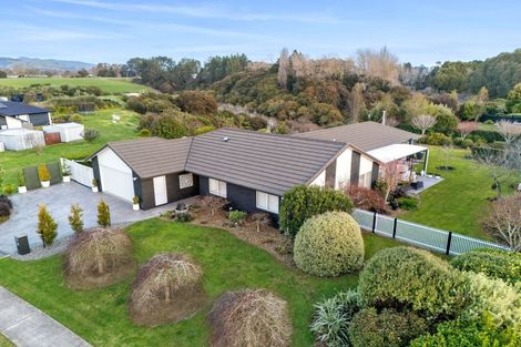Photo of property in 29 Jarrett Terrace, Leamington, Cambridge, 3432