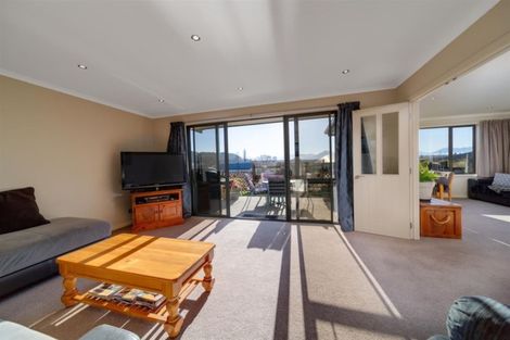 Photo of property in 33 Alice Burn Drive, Luggate, Cromwell, 9383