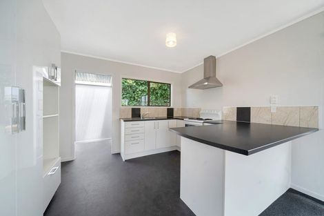 Photo of property in 1/11 Ranui Station Road, Ranui, Auckland, 0612
