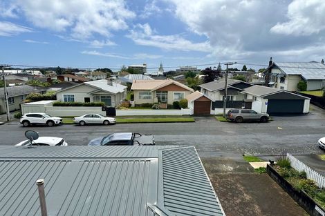 Photo of property in 21 Bulteel Street, New Plymouth, 4310