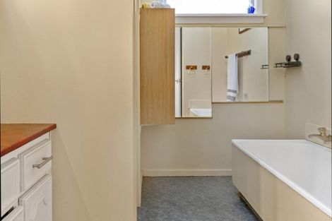 Photo of property in 52 Dorset Street, Picton, 7220