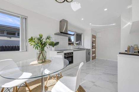 Photo of property in 118 Rowandale Avenue, Manurewa, Auckland, 2102