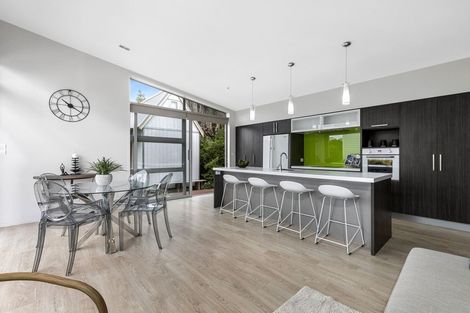 Photo of property in 8a Wairere Road, Torbay, Auckland, 0630