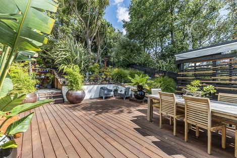 Photo of property in 15 Eclipse Lane, Whitby, Porirua, 5024