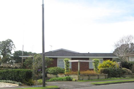 Photo of property in 8 Fairfax Terrace, Frankleigh Park, New Plymouth, 4310