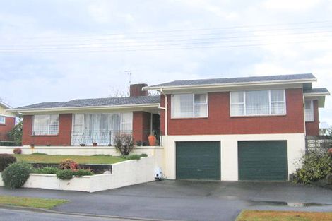 Photo of property in 6 Stewart Place, Melville, Hamilton, 3206