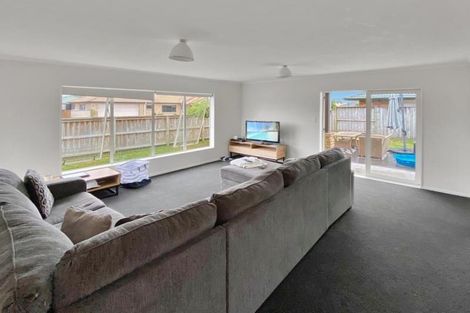 Photo of property in 2 Maahutaupeke Place, St Andrews, Hamilton, 3200