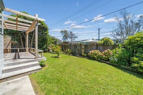 Photo of property in 5a Rosebank Avenue, Avalon, Lower Hutt, 5011