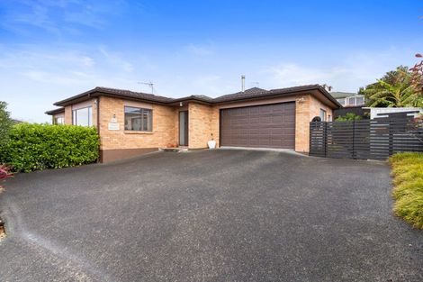 Photo of property in 53 Chesterfield Way, Orewa, 0931