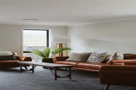 Photo of property in 2 Yulestar Place, Hawera, 4610