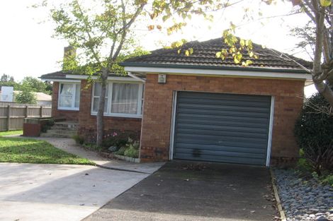 Photo of property in 710 Pakuranga Road, Howick, Auckland, 2010