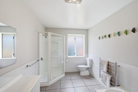 Photo of property in 2/40 Hare Street, Ilam, Christchurch, 8041