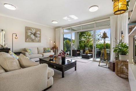 Photo of property in 6 Park Lane, Orewa, 0931