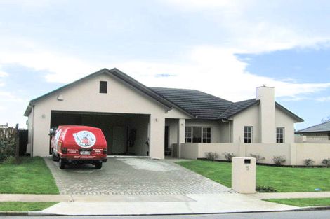 Photo of property in 5 Holford Place, Huntington, Hamilton, 3210