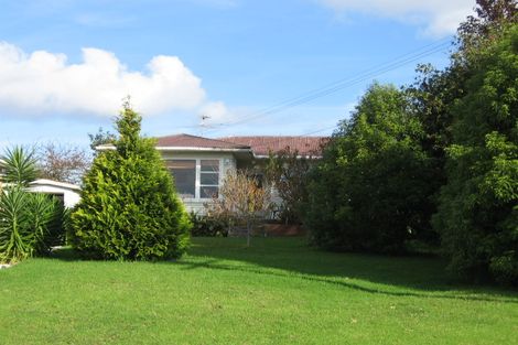Photo of property in 77 Wharf Road, Te Atatu Peninsula, Auckland, 0610