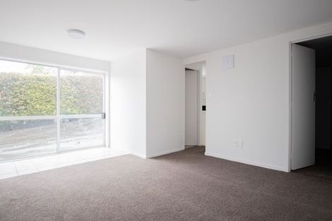 Photo of property in 25 Alton Avenue, Hillcrest, Auckland, 0627