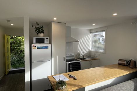 Photo of property in 2/82 Warwick Street, Wilton, Wellington, 6012