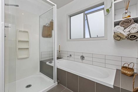 Photo of property in 6 Puka Place, Raglan, 3225