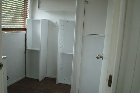 Photo of property in 14 Innismara Avenue, Wattle Downs, Auckland, 2103