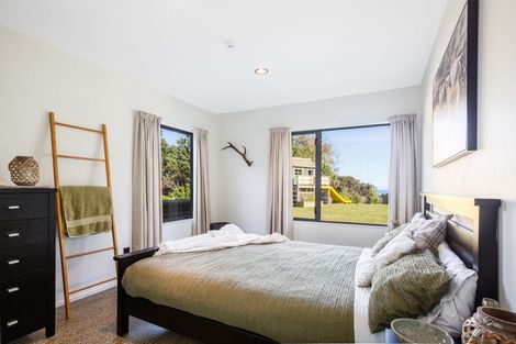 Photo of property in 3 Coroglen Rise, Pukerua Bay, 5026