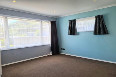 Photo of property in 11 Brown Street, Wallaceville, Upper Hutt, 5018