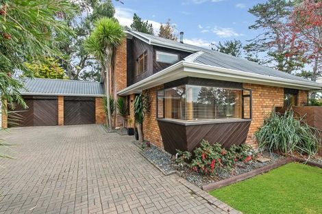 Photo of property in 5 Godwit Place, Waiuku, 2123