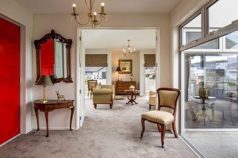 Photo of property in 10 Willoughby Place, Clyde, 9330