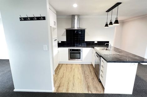 Photo of property in 61 Bert Wall Drive, Omokoroa, 3114