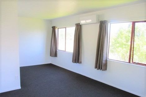 Photo of property in 8 Beech Place, Owhata, Rotorua, 3010