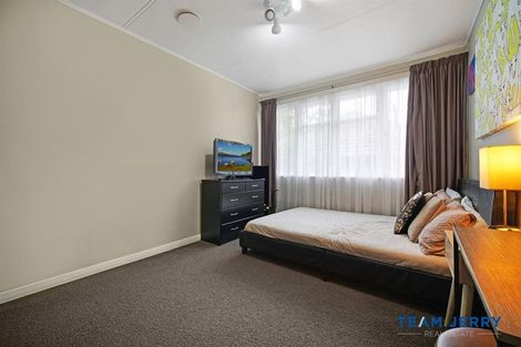 Photo of property in 111 Porchester Road, Papakura, 2110