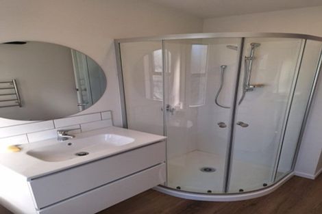 Photo of property in 1/3 Grove Road, Addington, Christchurch, 8024