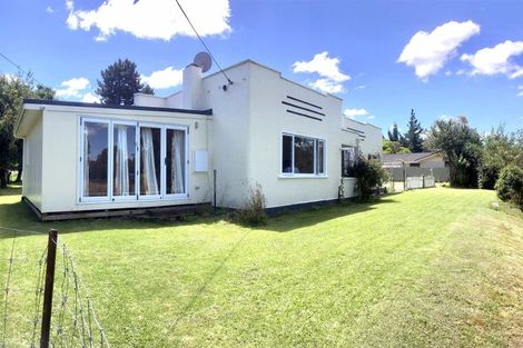 Photo of property in 27 Charlotte Street, Takapau, 4203