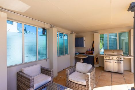 Photo of property in 29 Beach Road, Waikawa, Picton, 7220