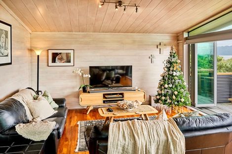 Photo of property in 215 Manly Street, Paraparaumu Beach, Paraparaumu, 5032