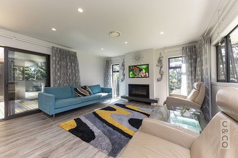 Photo of property in 22c Sunnyvale Road, Swanson, Auckland, 0614