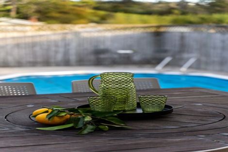 Photo of property in 44 Saffron Street, Birkdale, Auckland, 0626