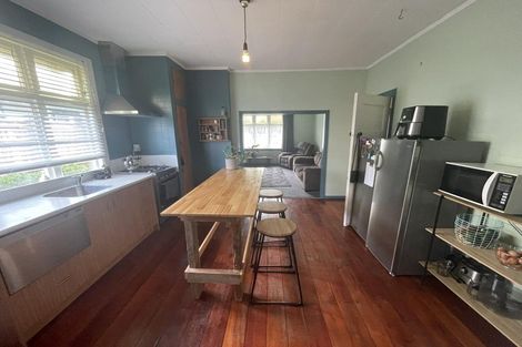 Photo of property in 50 Featherston Street, Takaro, Palmerston North, 4412