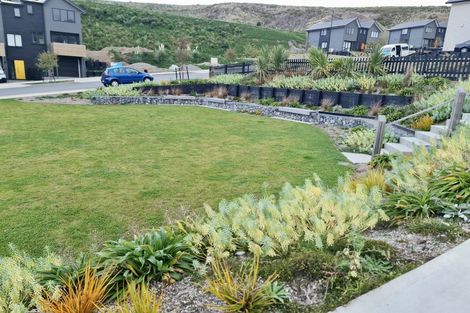 Photo of property in 14 Bee Lane, Whitby, Porirua, 5024