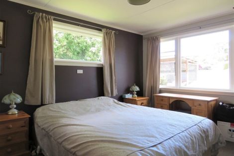 Photo of property in 21 Oban Street, Holmes Hill, Oamaru, 9401