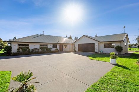 Photo of property in 177 Puniho Road, Warea, New Plymouth, 4381