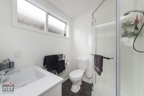Photo of property in 12 Wikiriwhi Crescent, Awapuni, Palmerston North, 4412